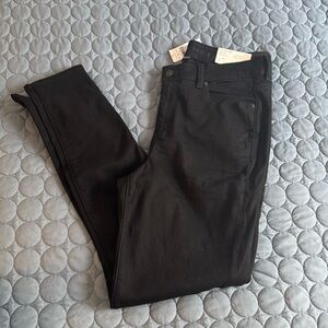 American Eagle next level stretch high-rise jegging long

33w
16 long